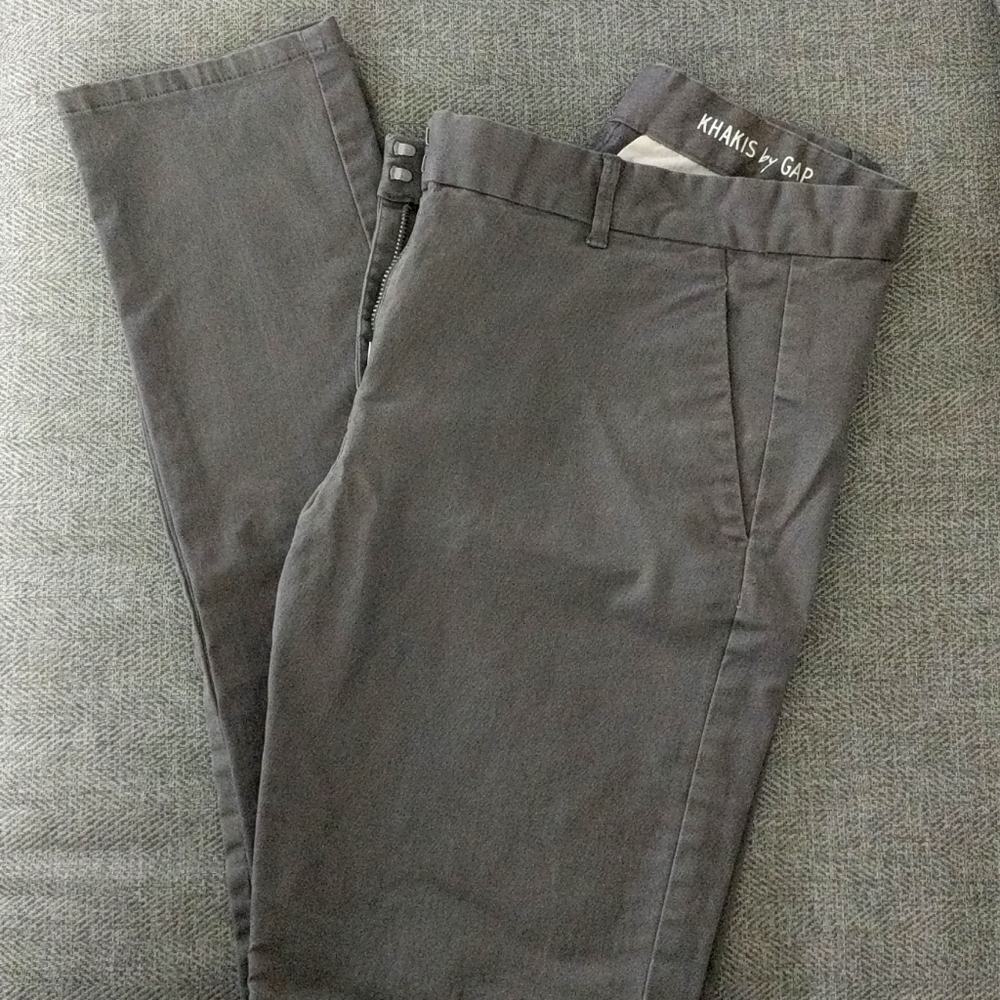 GAP Skinny Mini Skimmer Khakis